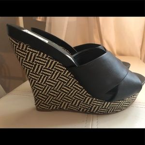 Jessica Simpson Size 9 1/2 NWT